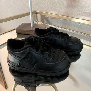 NWOT, All Black, Nike Infant & Toddler Court Borough Low 2 Sneakers